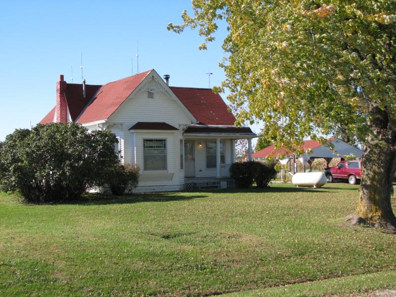 The Farm House, Fall Season
